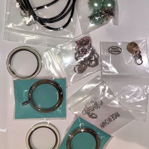 Origami owl miscellaneous items